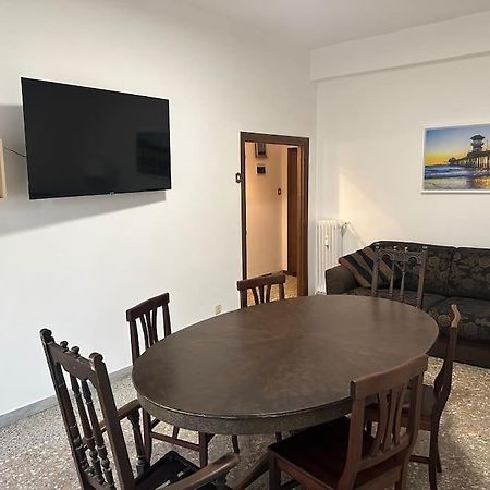 Metro C - Centocelle Ampio Appartamento Con Tre Camere Da Letto Rome Extérieur photo